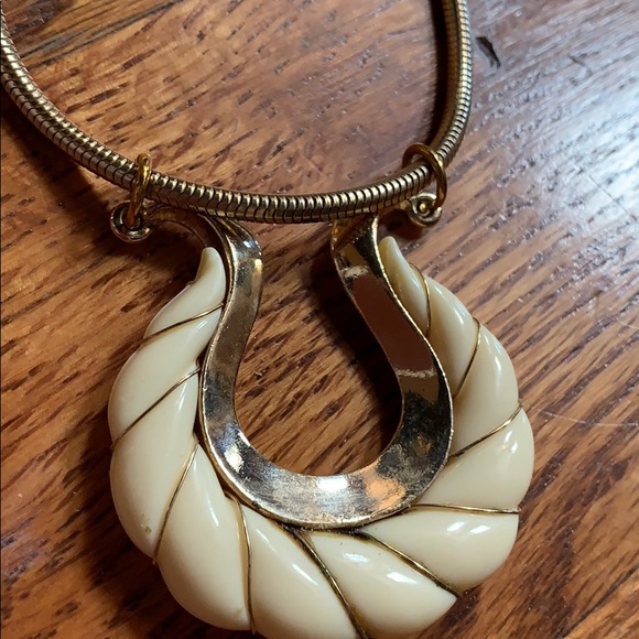 Made in the Deep South Necklace - Picture 5 of 8